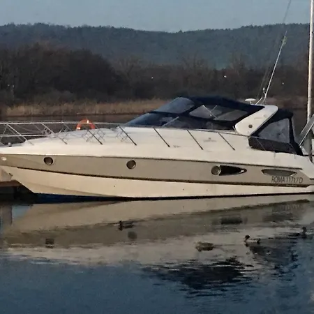 Boat Barca Cranchi Zaffiro 36 Úszó hotel *